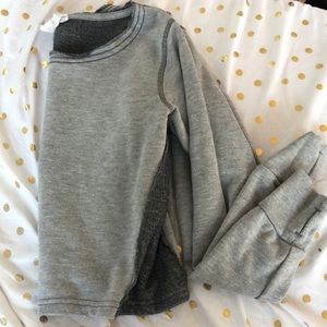 Reflex active crop top with thumb holes